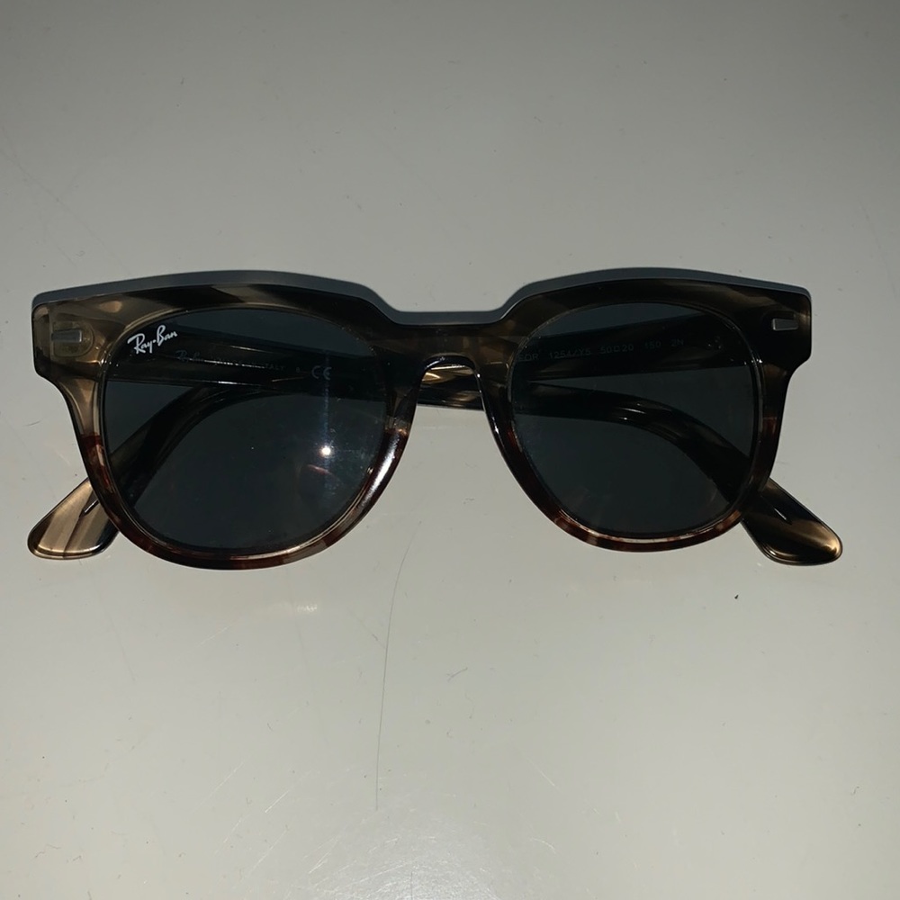Ray bans